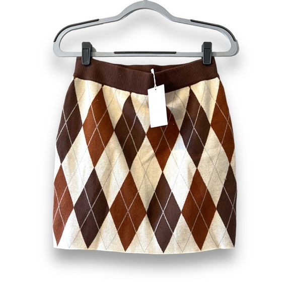 NWT Emory Park Argyle Brown and White Mini Skirt - Picture 2 of 3